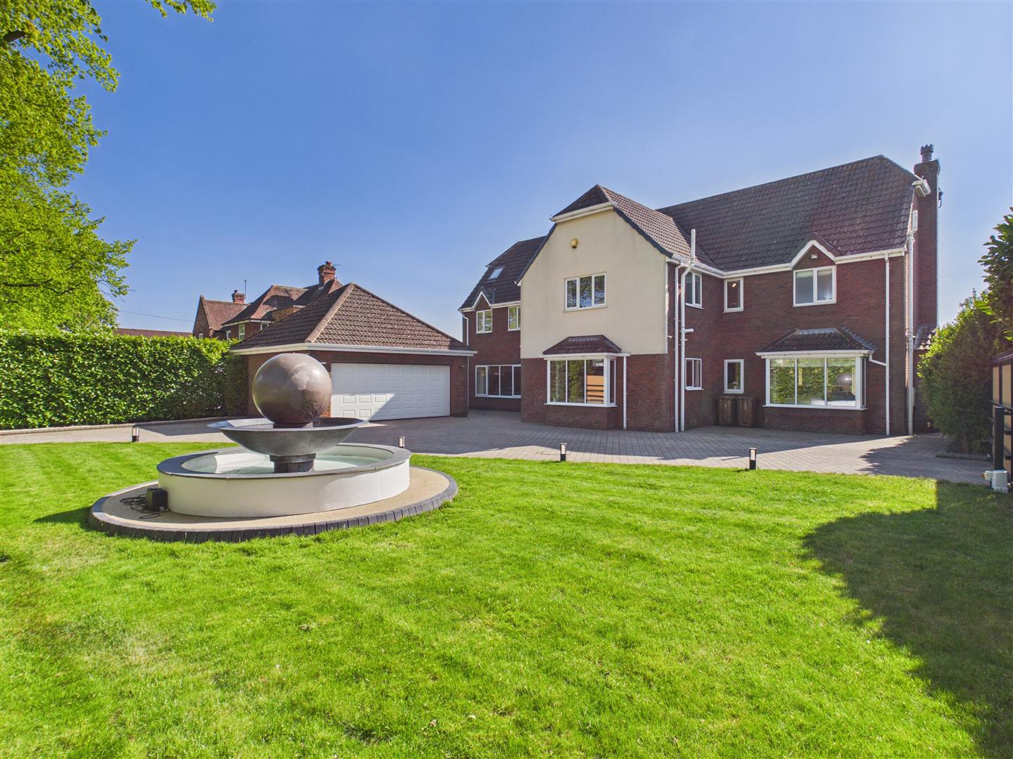 Elloughton East Yorkshire, HU15 1HR